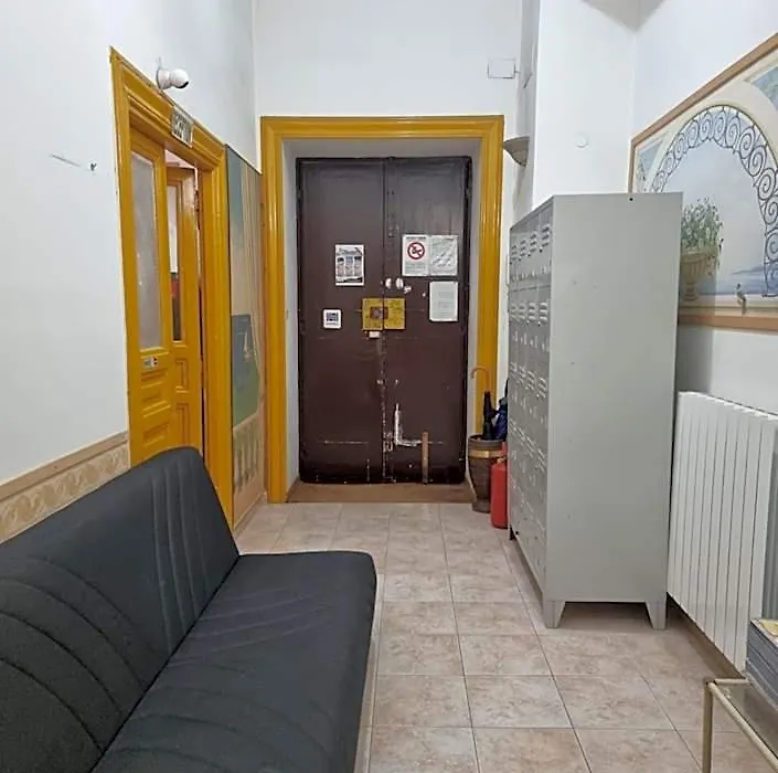 Sunshine Hostel-1